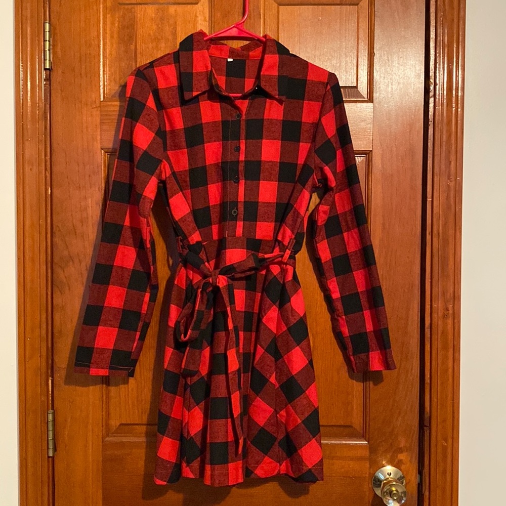 SHEIN Buffalo Plaid Self Tie Button Front Shirt Dress